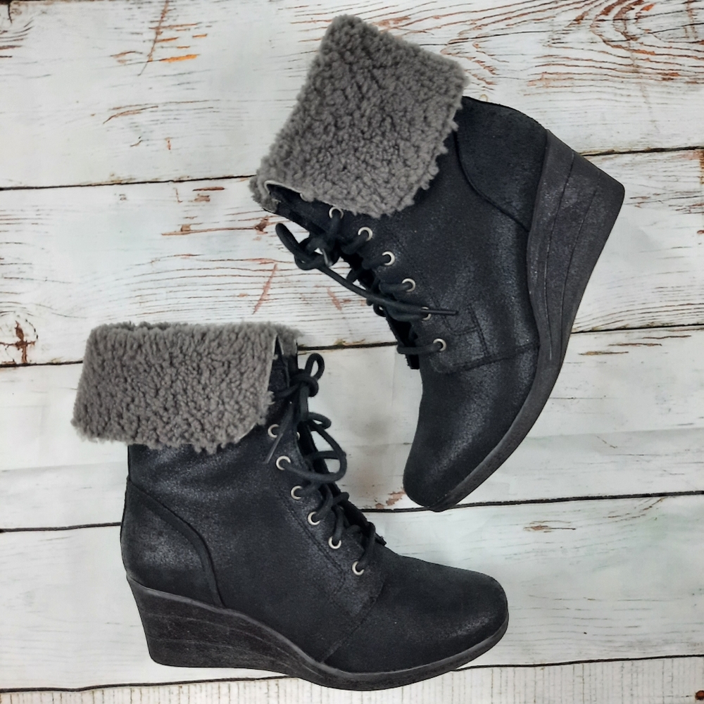UGG Wedge Waterproof Ankle Boots Suede Sherpa Black Academia Fairy Cottage